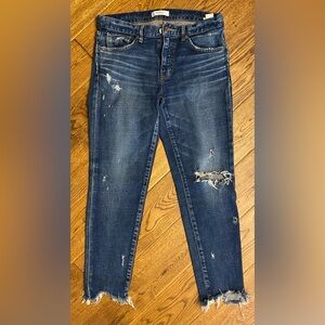 Moussy Vintage Size 28 (30x27).